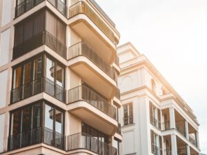 Real Estate Companies: Your Guide to Finding the Right Partner for Property Success